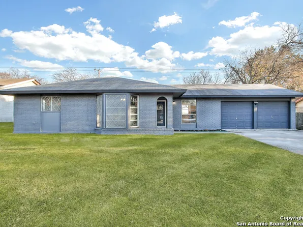 4242 Bayliss St, San Antonio, TX 78233