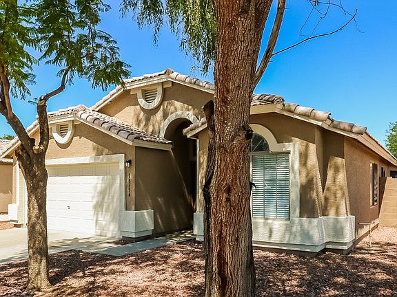 3rd image of 13354 W Saguaro Ln
