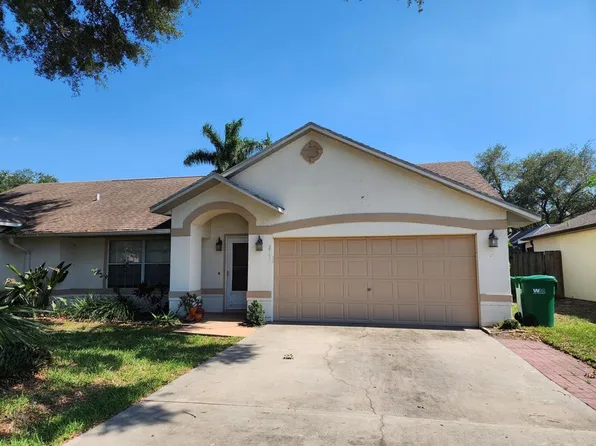2153 Royal Poinciana Blvd, Melbourne, FL 32935