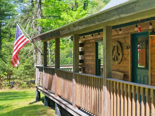 301 Pucky Huddle Road, Bethel, NY 12720
