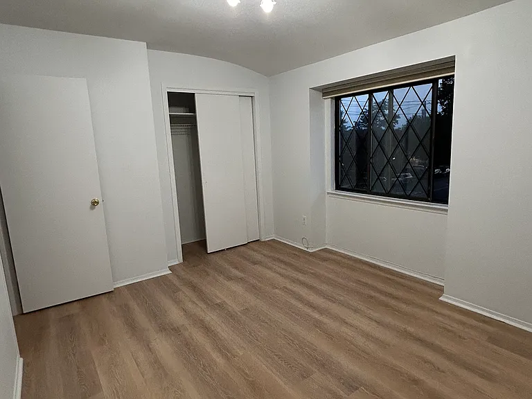 279 Kell Ave — Photo 8
