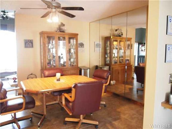 5th image of 1195 Bowen Dr W