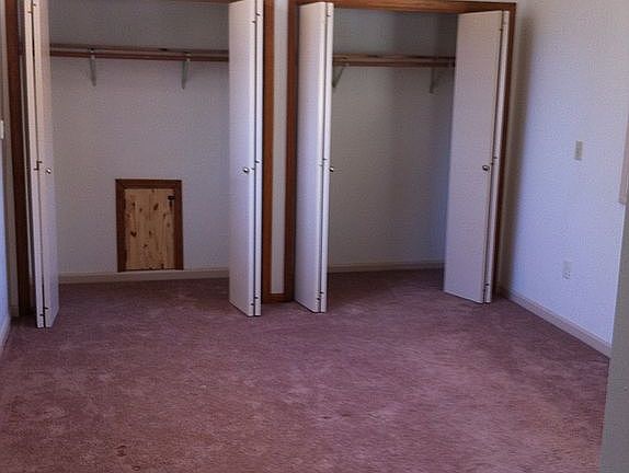 3312 Large  Upstairs Bedroom