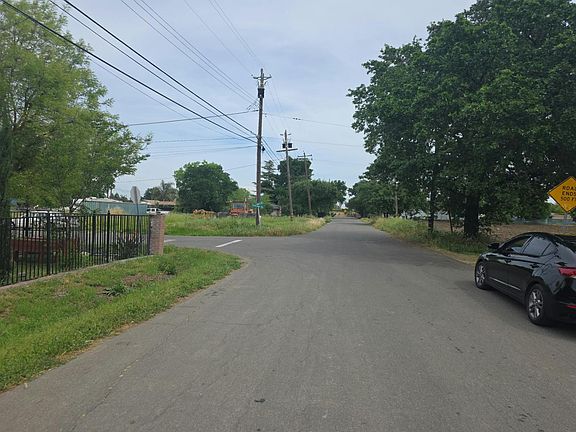 4th image of 3423 Guernsey Ave