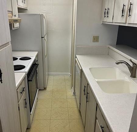 2nd image of 1827 Bough Ave Unit 2