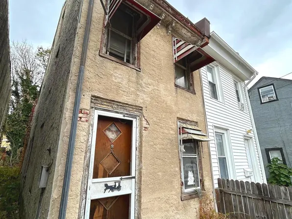 217 E Ashmead St, Philadelphia, PA 19144