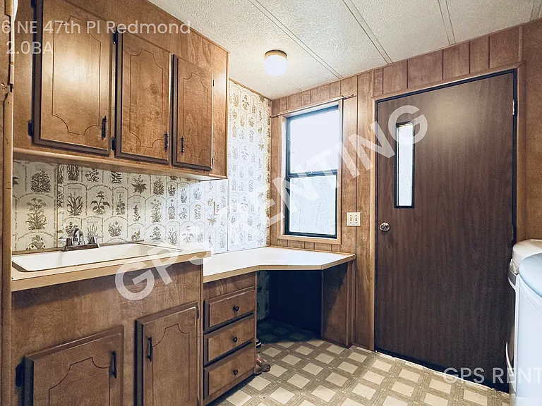 25706 NE 47th Pl — Photo 6