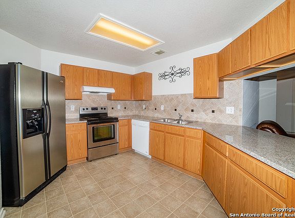 4th image of 9022 Paseo Grande