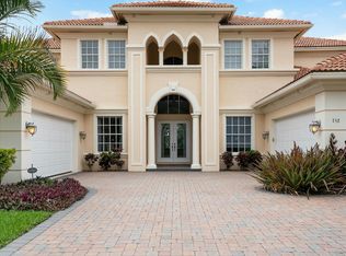752 SW Squire Johns Ln, Palm City, FL 34990
