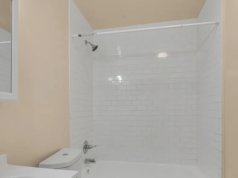 1825 Maryland Avenue — Photo 7