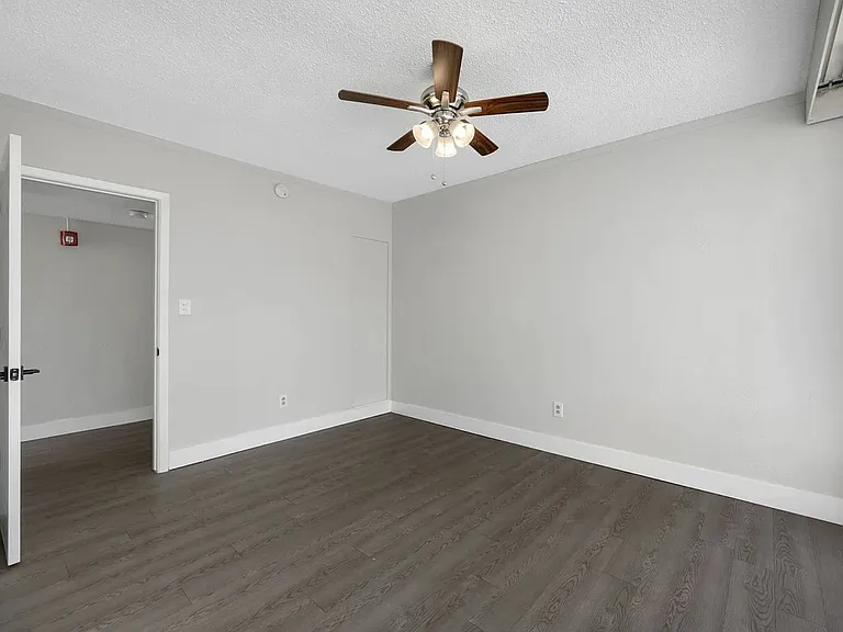 3554 1st Ave N #203 — Photo 16