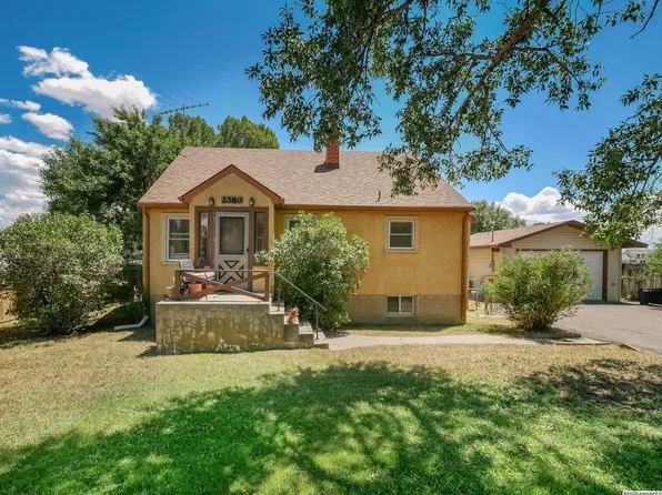 2580 Jackson St, Laramie, WY 82070