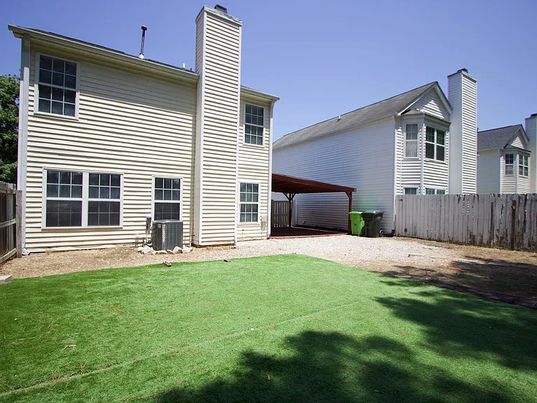 4216 Lake Woodard Dr — Photo 28