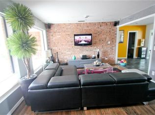 6310 Pineshade Ln, Houston, TX 77008