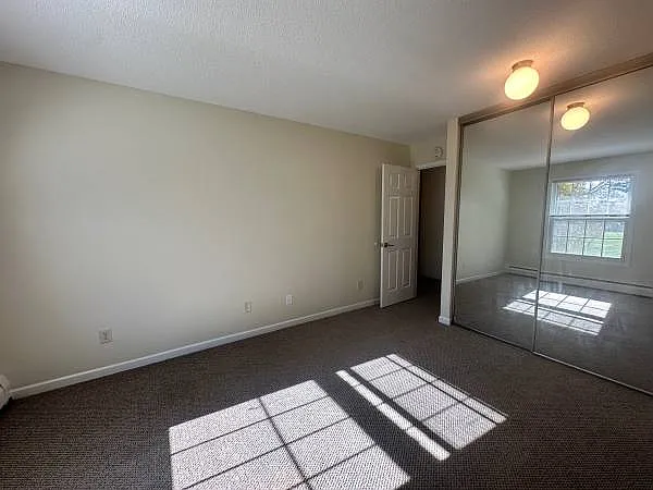 942 Westbrooke Way #1 — Photo 6