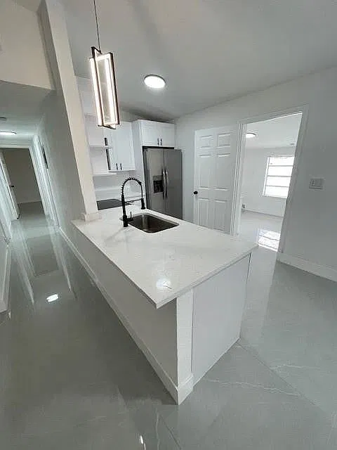 1517 NW 19th Ave