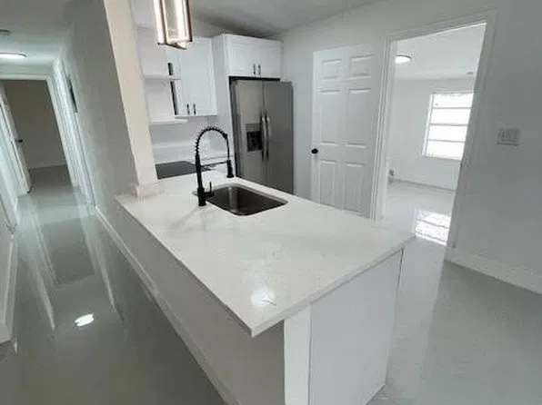 1517 NW 19th Ave, Fort Lauderdale, FL 33311