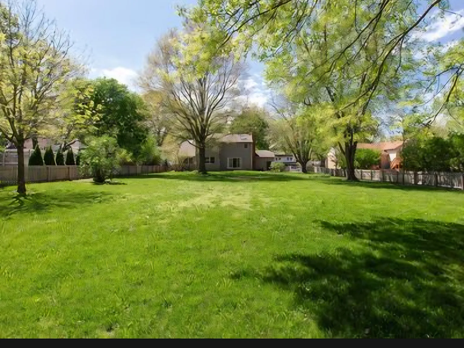 5 bed, 2705 sqft, $3,000 — Photo 2
