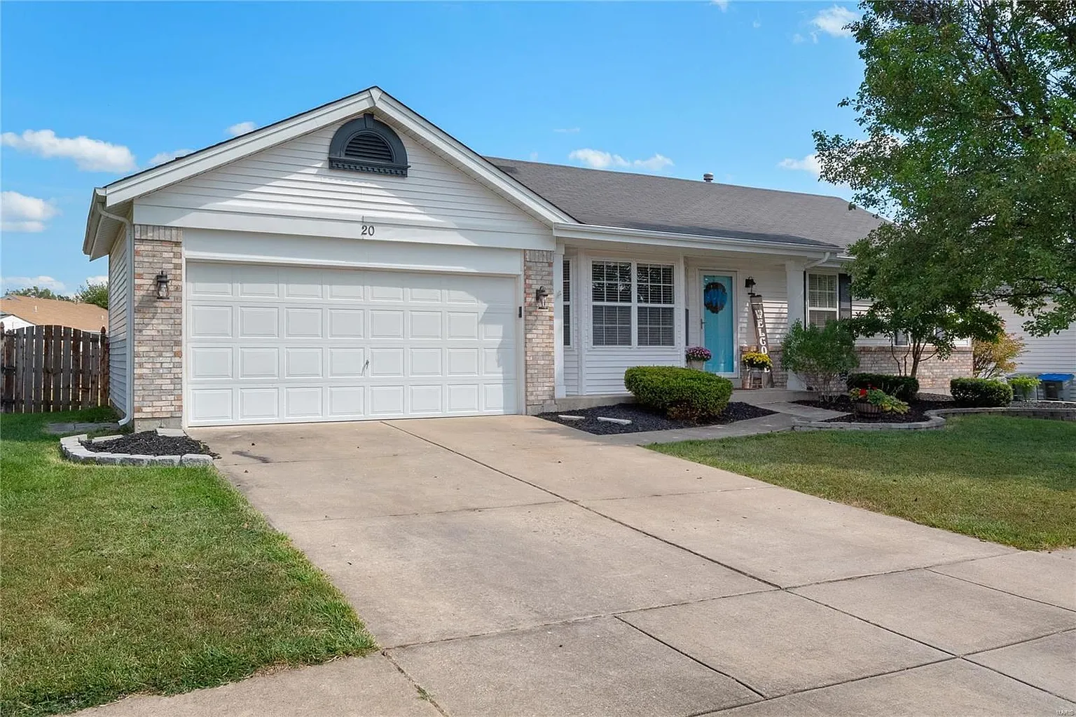20 Jacqueline Cir photo 1