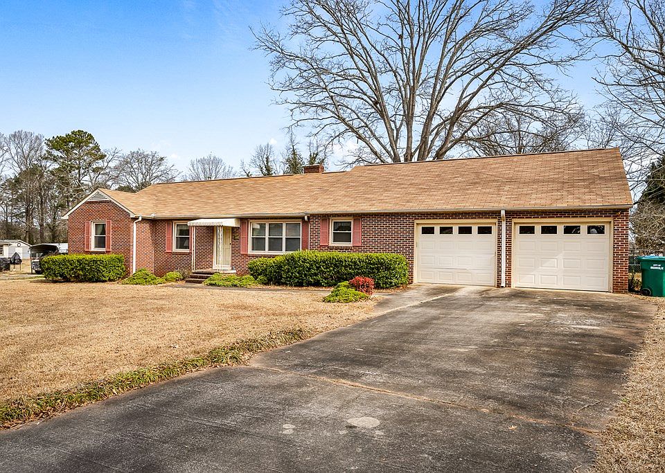 721 Logan Ct, Greenwood, SC 29646 Zillow