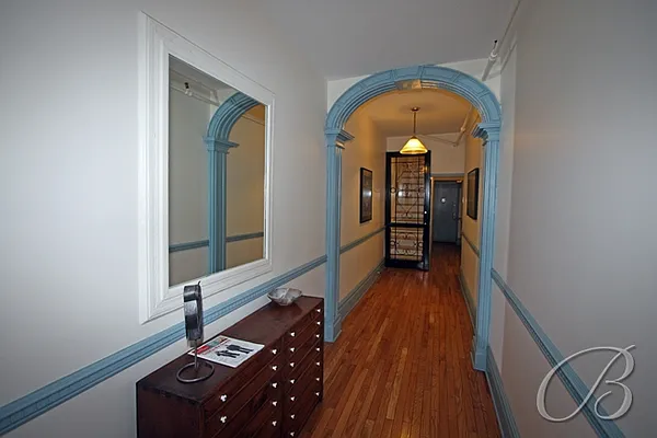 Rented by Bellmarc Realty | media 27