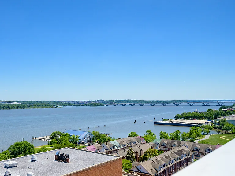 925 N Fairfax St #502 — Photo 18