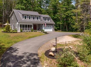 170 Clay Hill Rd, Cape Neddick, ME 03902