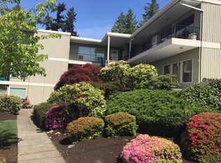 6106 SE 28th St APT 7, Mercer Island, WA 98040