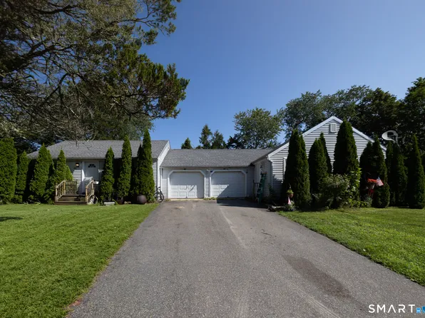 44-46 Beach Park Road, Clinton, CT 06413