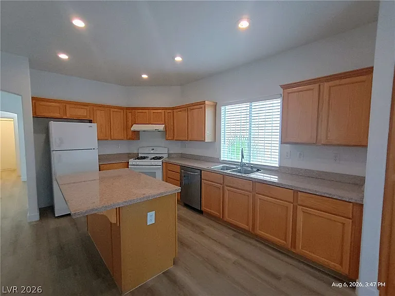 7501 Frontier Ranch Ln — Photo 4