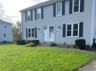 12 Hope Farms Dr, Feeding Hills, MA 01030