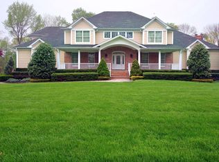4 Pomo Ct, Middletown, NJ