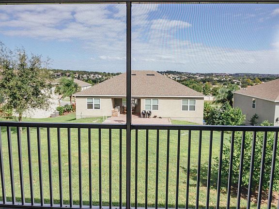 3rd image of 1020 Glenraven Ln
