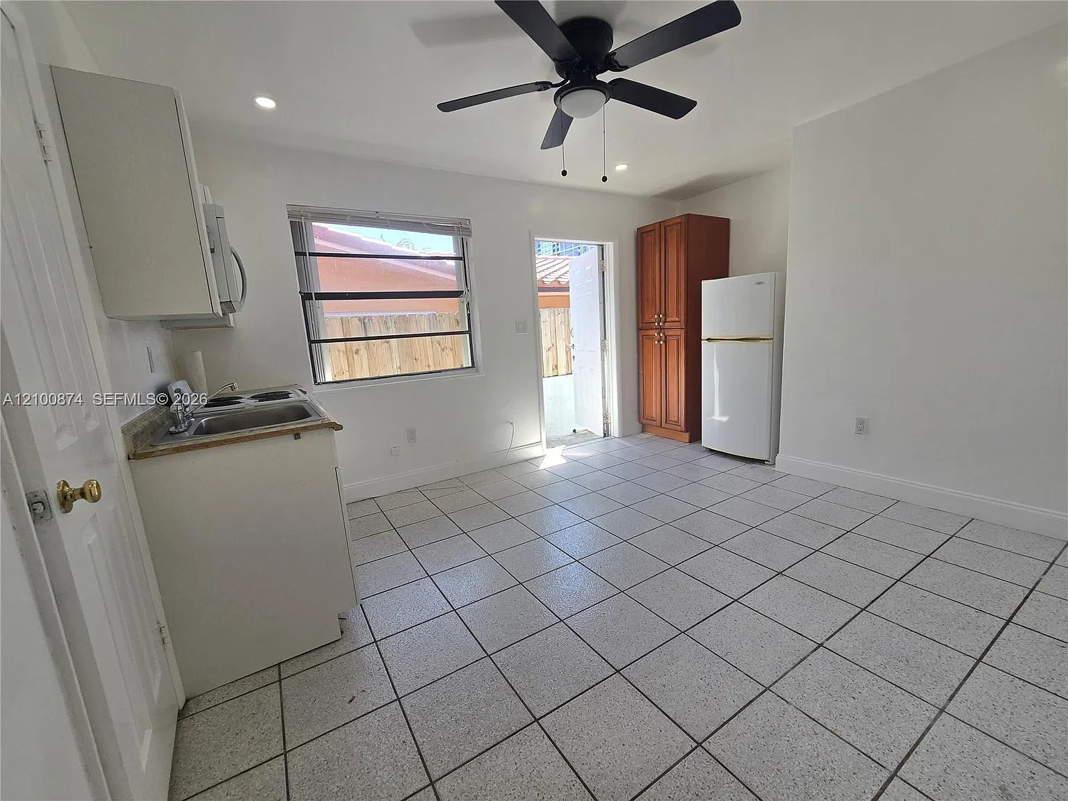 2957 SW 36th Ct — Photo 4