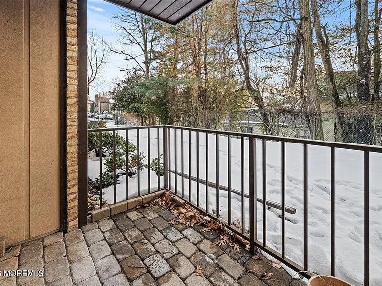 203 Wellington Pl — Photo 23