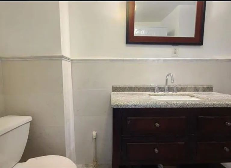 476 Gregory Ave #2 — Photo 17