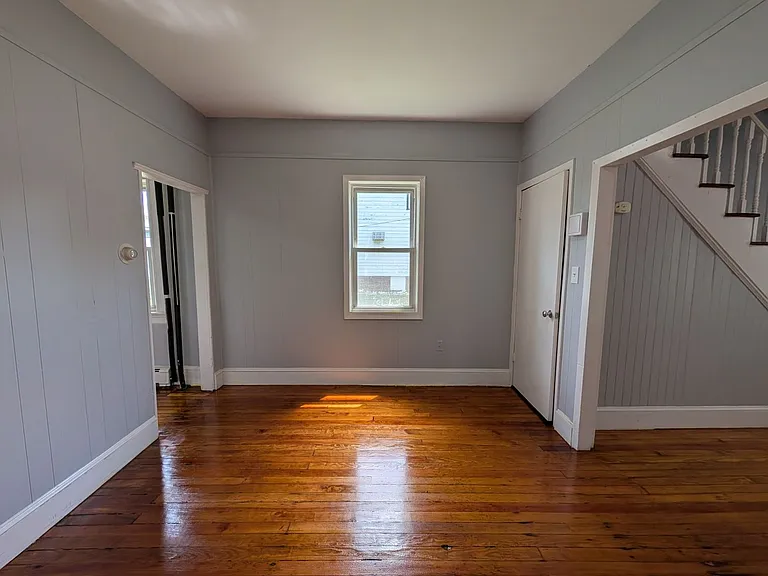1409 Mattison Ave — Photo 8