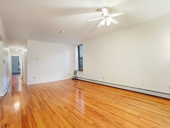 3rd image of 372 Bond St #2