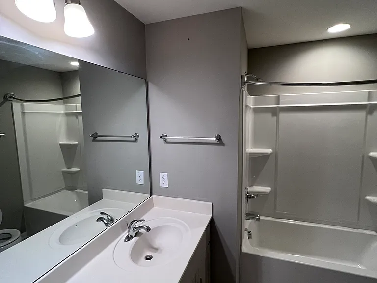 312 Irving Way — Photo 17