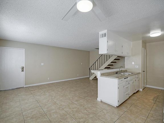 4th image of 25 La Fresa Ct