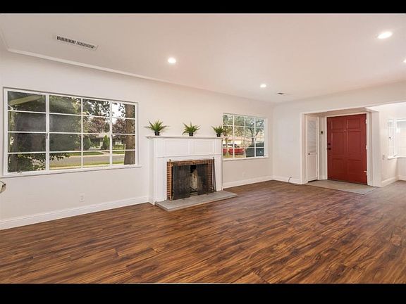 4th image of 2627 N Arthur Ave