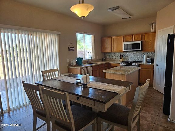 3rd image of 1413 S 121ST Drive