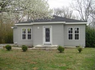 305 Cliffside Ave, Shelbyville, TN 37160