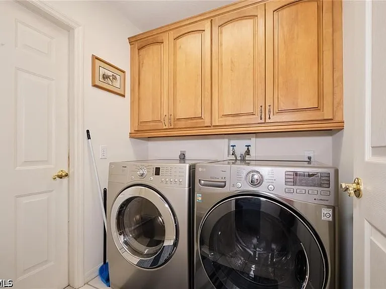 5507 SW 14th Pl — Photo 21