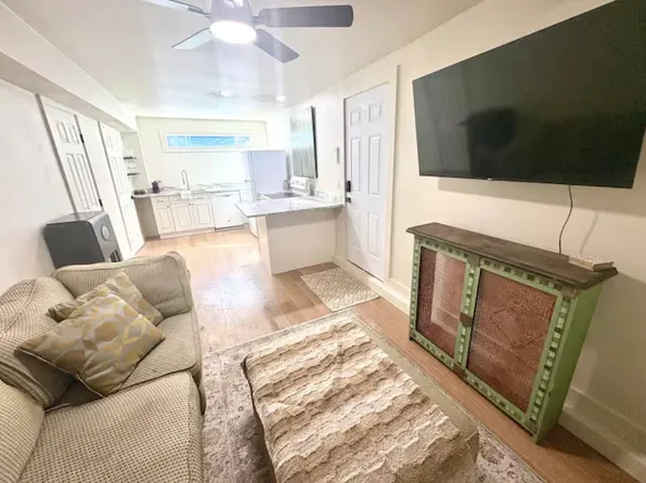 3022 Beach Blvd S #1, Saint Petersburg, FL 33707