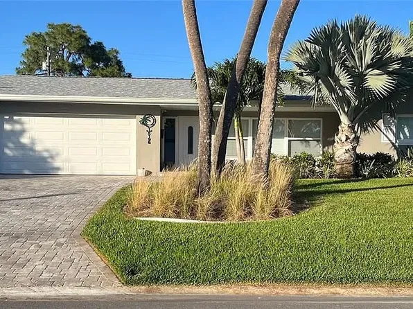 5196 41st St S, Saint Petersburg, FL 33711