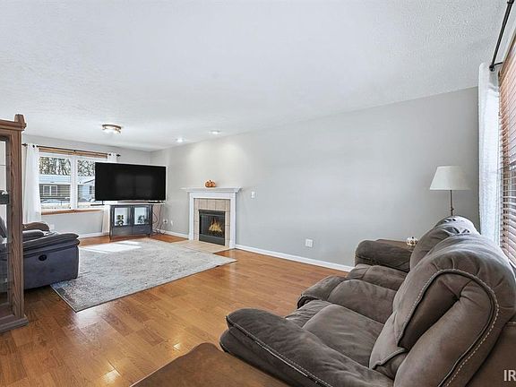 5th image of 29299 Raintree Ct