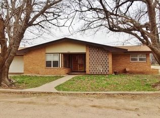 711 Loup Ave, Rule, TX 79547