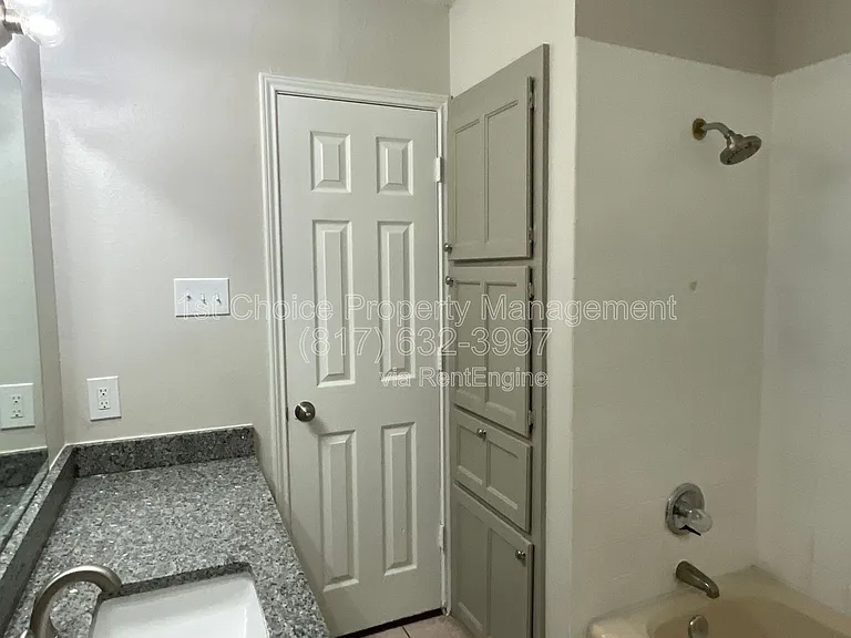 459 Little Valley Ct — Photo 32
