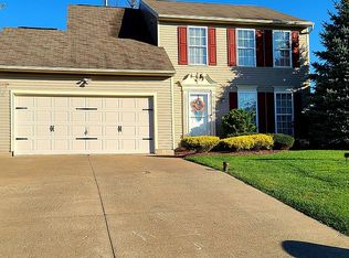 8247 Dampier Cir, Liverpool, NY 13090
